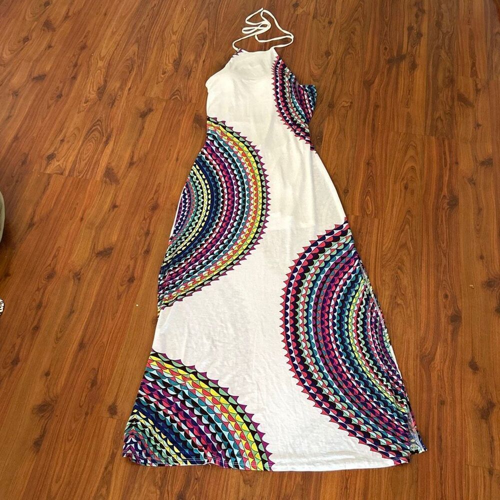 Seven gate gorgeous knit white halter neck Batik print maxi dress  With strappy